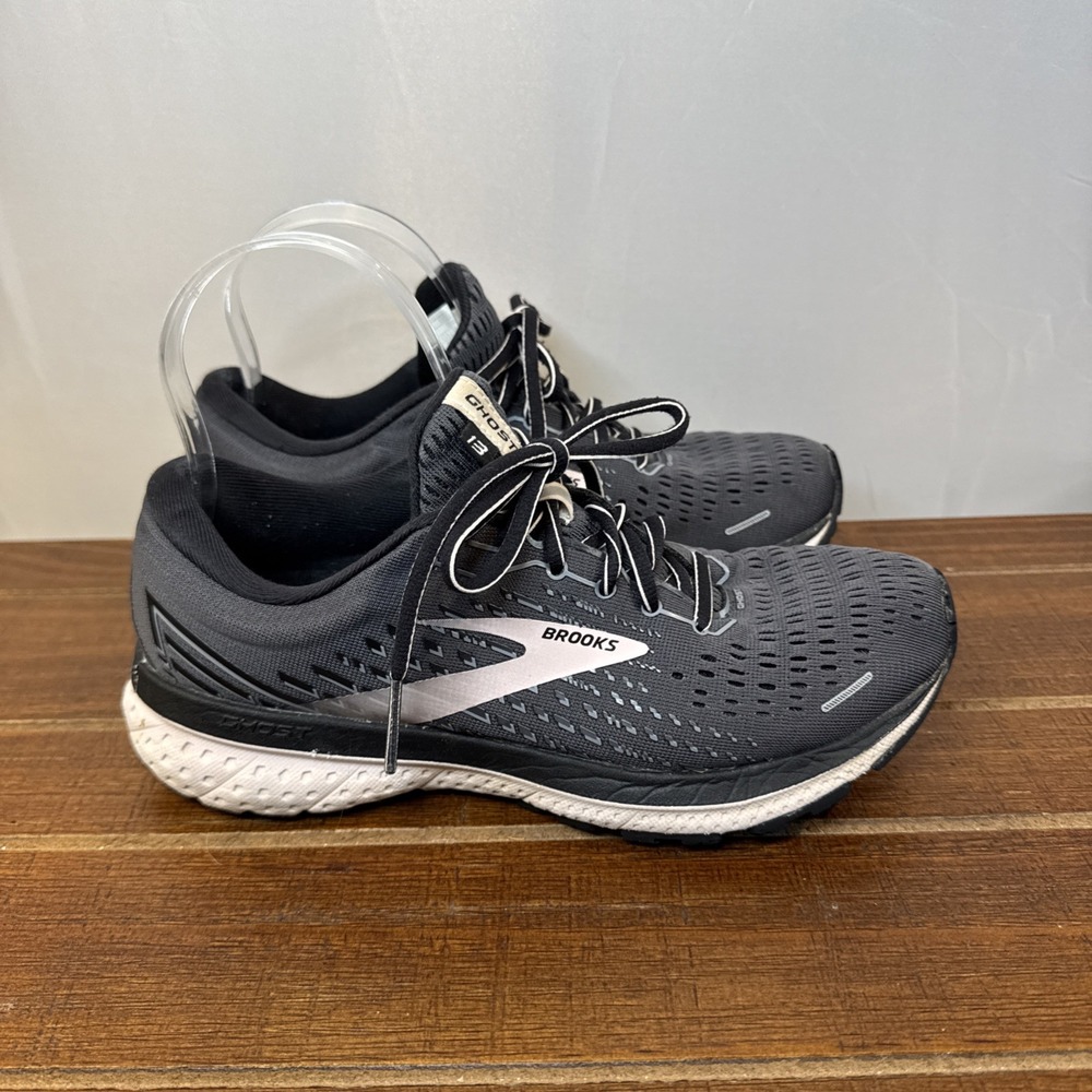 Brooks Ghost‎ 13 Charcoal And Pink  Sneakers Women's Size 7.5